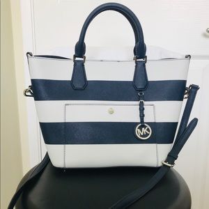 Michael Kors Saffiano Stripe Greenwich LG GrabTote